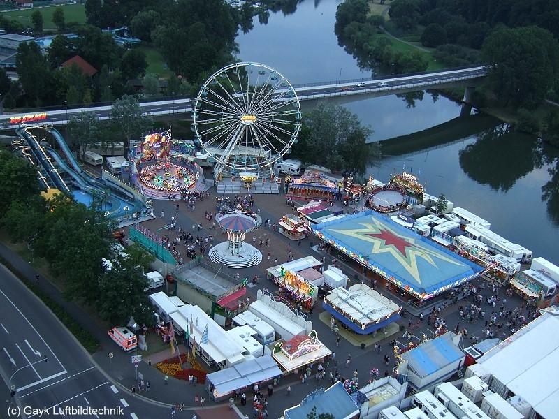 Luftaufnahme von der Lohrer Spessartfestwoche 2012 (c) GAYK Luftbildtechnik