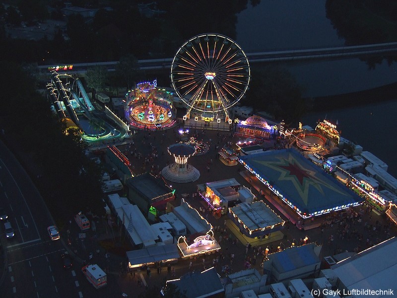 Luftaufnahme von der Lohrer Spessartfestwoche 2012 (c) GAYK Luftbildtechnik