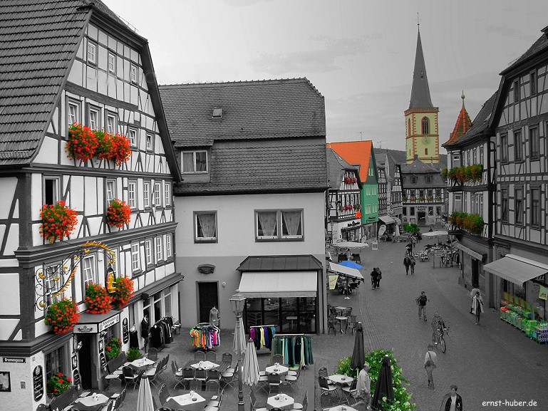 Blick aus dem Alten Rathaus in die Fussgngerzone von Lohr a. Main