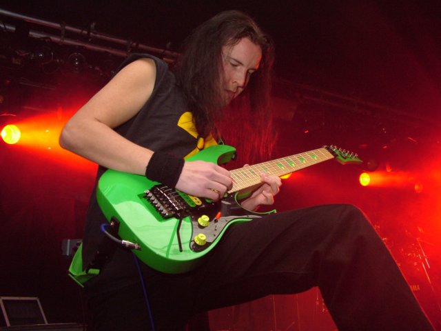 amberian_dawn002.jpg