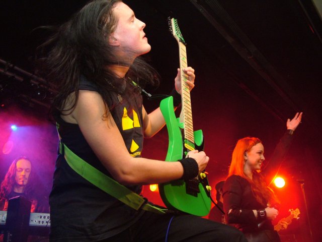 amberian_dawn014.jpg