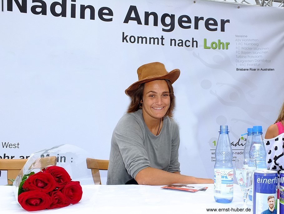 Nadine Angerer geb.. in Lohr a. Main