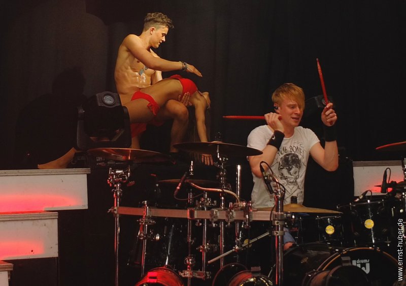 barbedwire2015__718.jpg
