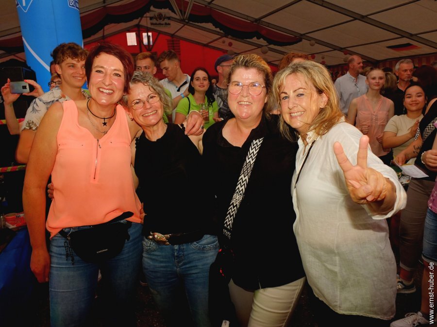 b1_band__083.jpg
