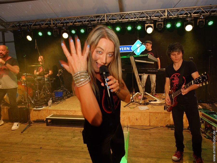 b1_band__096.jpg