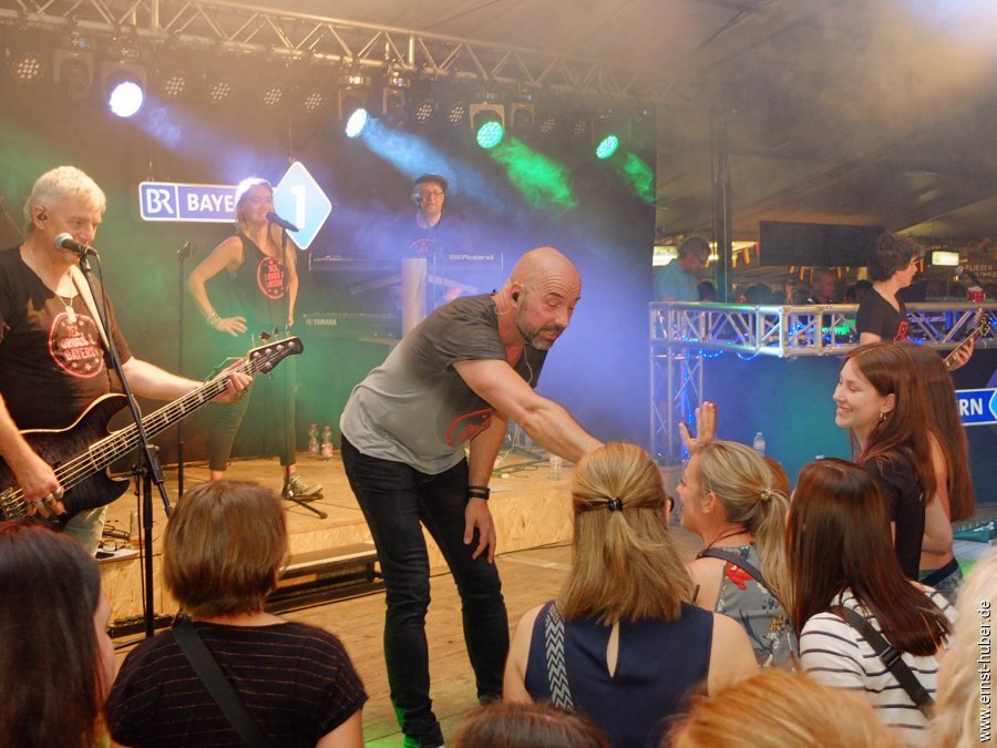 b1_band__280.jpg