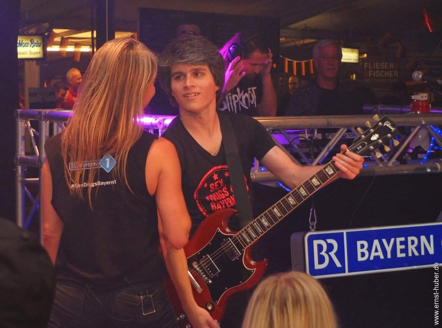 b1_band__351.jpg