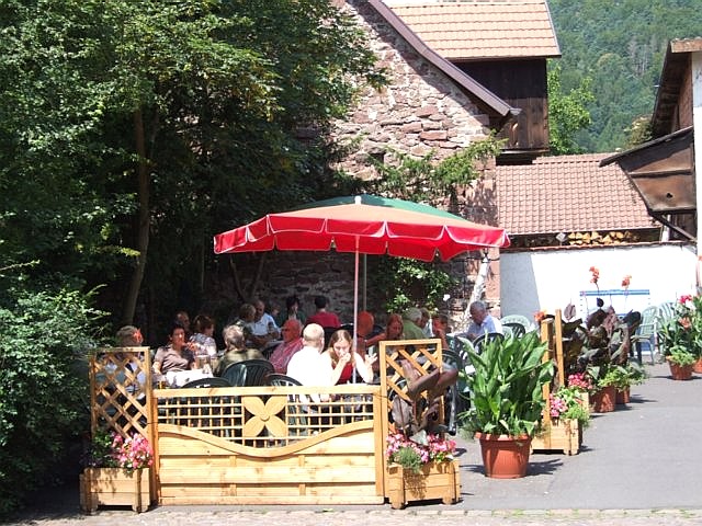 Biergarten  Gasthof Adler in Lohr Steinbach
