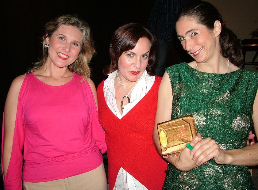 Die Fräuleins Anja Gutgesell, Edeltraud Rupek und Marion Neuendorf