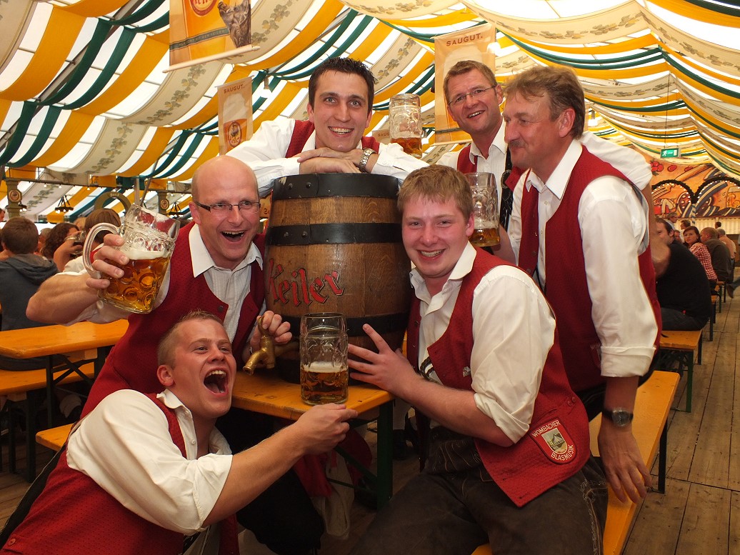 O zapft is bei der 66. Lohrer Spessartfestwoche 2011