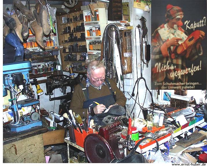 Schuhmachermeister Helmuth Walch in seinem Element