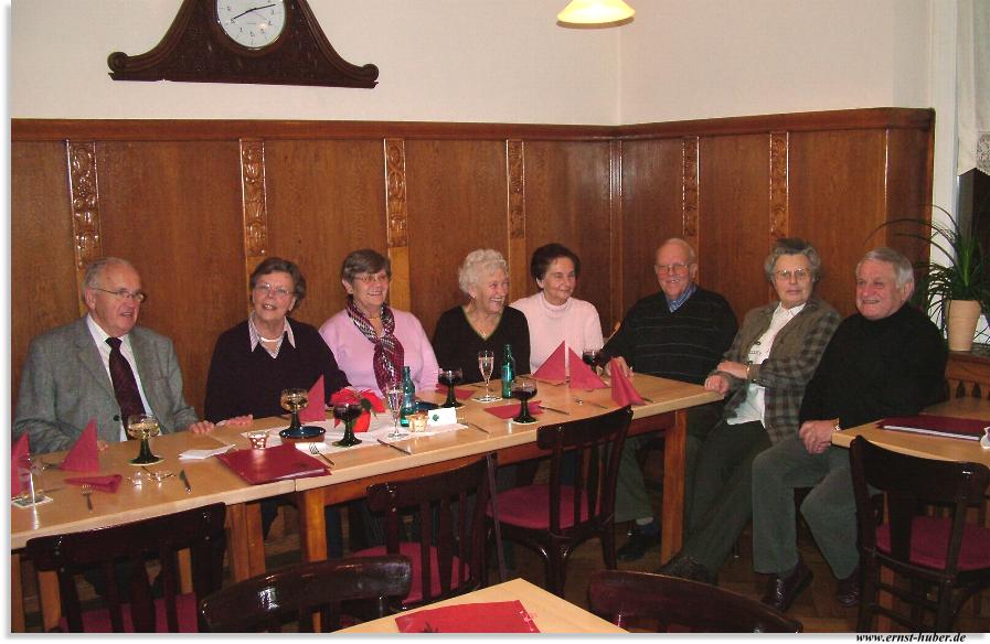 Jahrgangstreffen 1930/31 im Weinhaus Rose