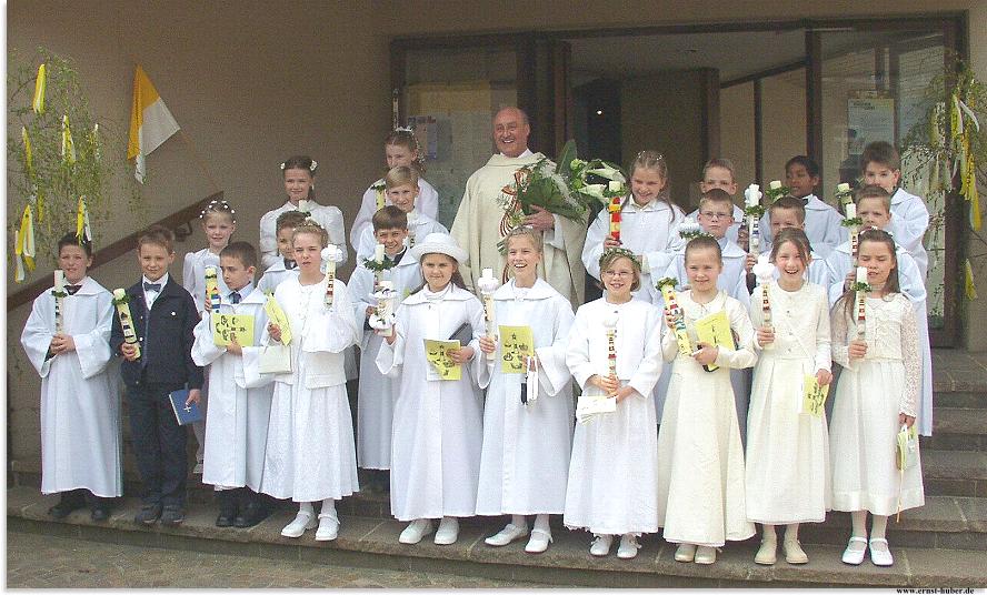 Erstkommunionkinder 2004 von St.Josef in Sendelbach.. Ein Klick für weitere Bilder...!!!
