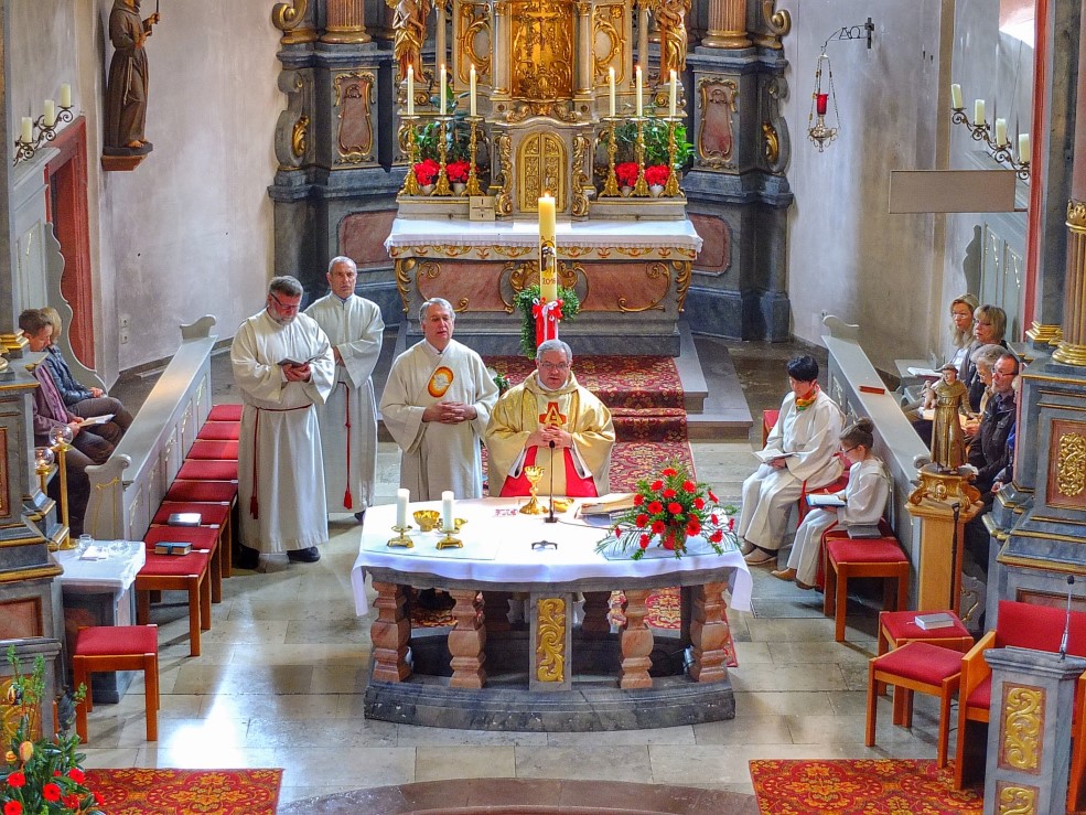Musikalischer Gottesdienst mit dem Frauenstimmenensemble LoHreley in Maria Buchen
