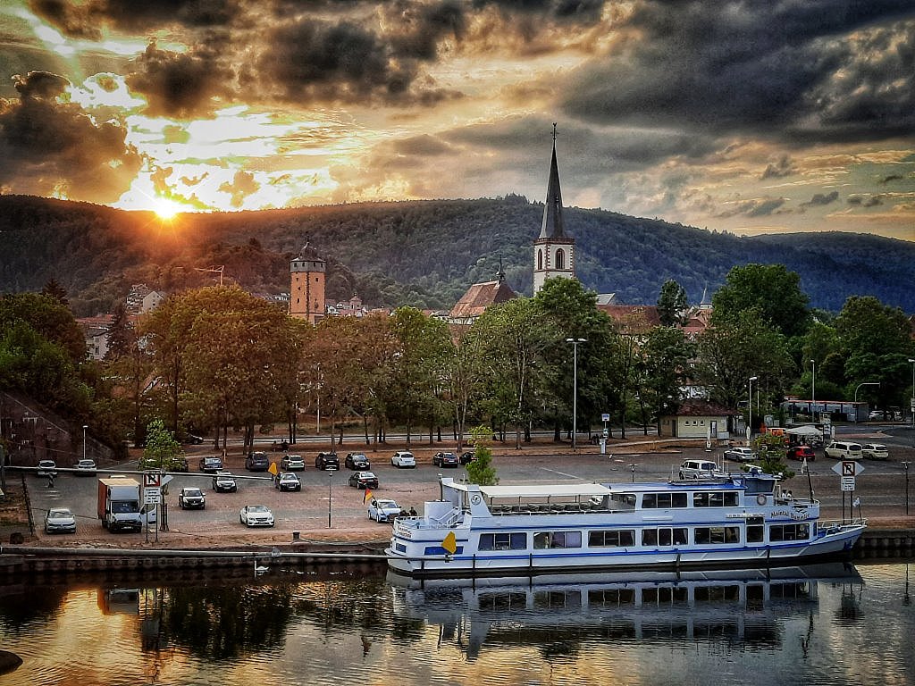 Sonnenuntergang in der Schneewittchenstadt Lohr a. Main