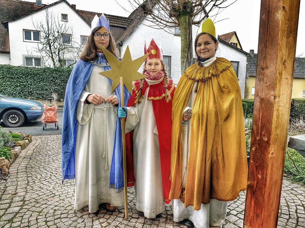 Die Sternsinger 2014 unterwegs in Lohr Sendelbach