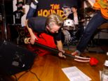 hounddogs_286.jpg