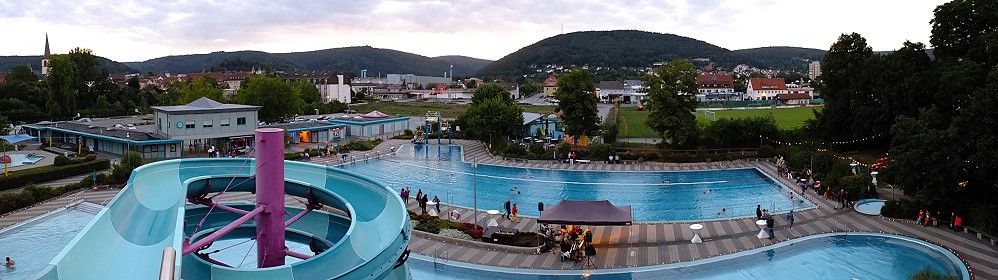 Candle Light Schwimmen im Freibad von Lohr a. Main