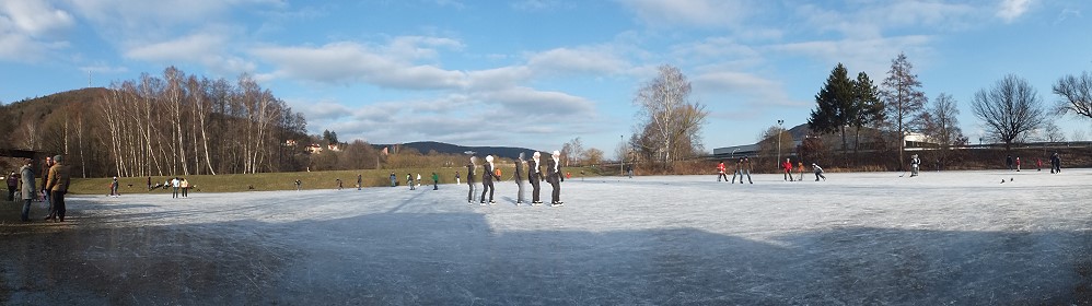 Eislaufspass bei besten Bdingungen in der Wöhrde in Lohr a. Main