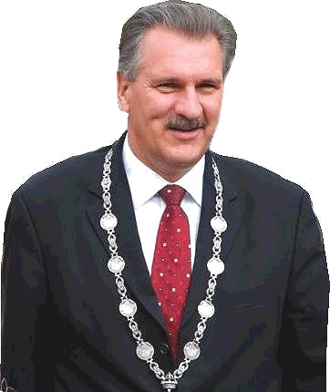 Der neue Bürgermeister....Ernst Prüsse bei seiner ersten Stadtratssitzung