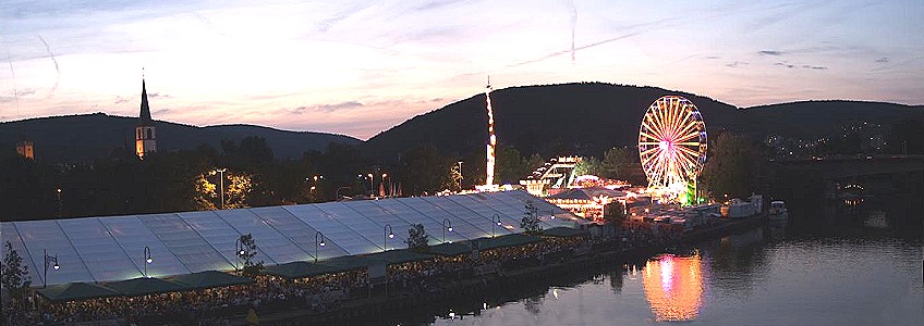 Abschlussfeuerwerk bei der 65. Lohrer Spessartfestwoche 2010