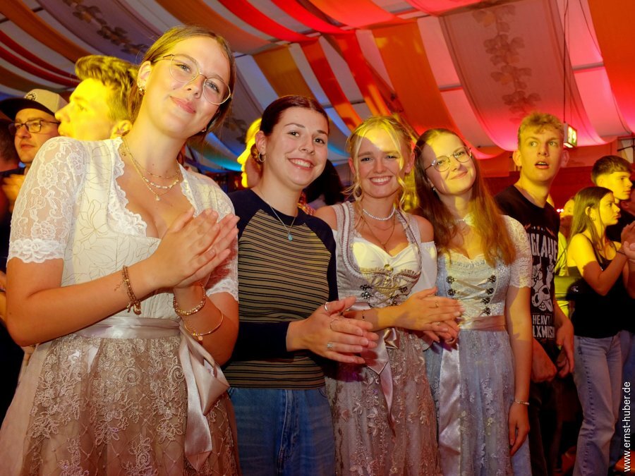 troglauer2025___148.jpg