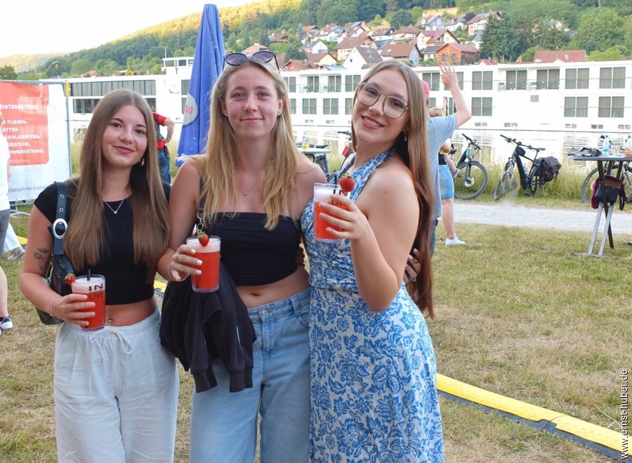 hf2025livin___002.jpg