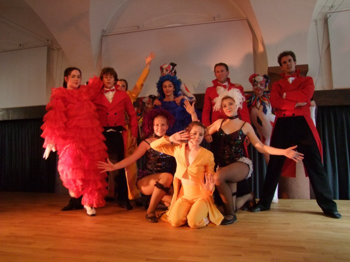 hughesdancers_485.jpg