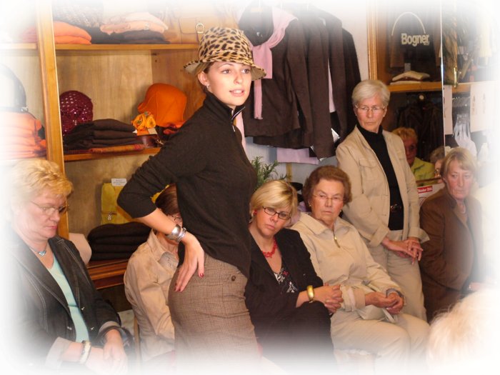 mode2006_043.jpg