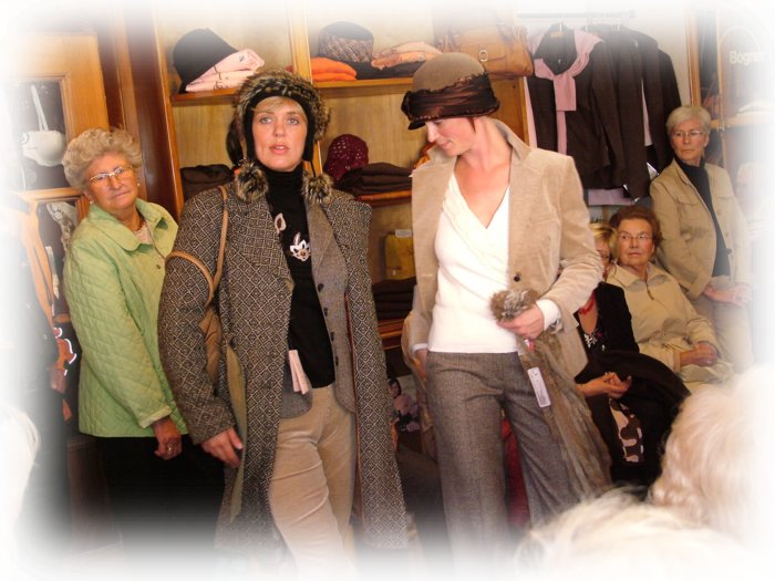 mode2006_067.jpg