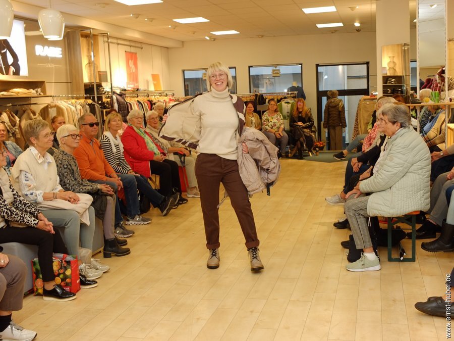 herbstmode2025-__370.jpg