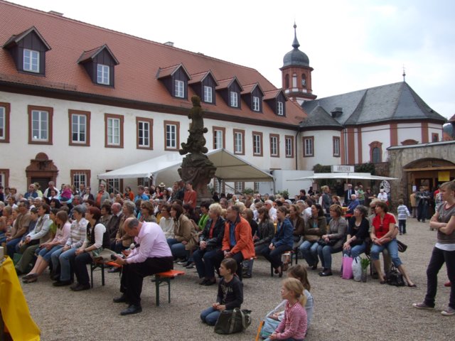 huttenschloss_116.jpg