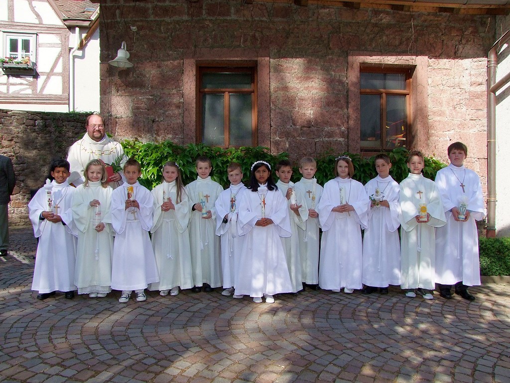 Die Kommunionkinder 2011 in Lohr a. Main