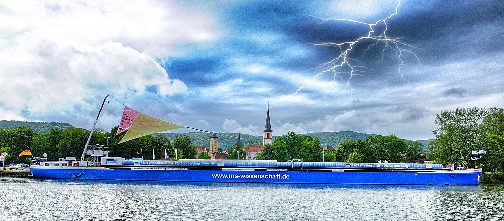 Die MS Wissenschaft zu Gast in Lohr a. Main