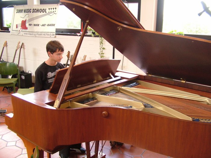 music_school_066.jpg