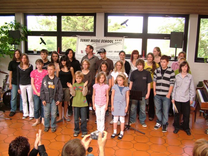 music_school_140.jpg