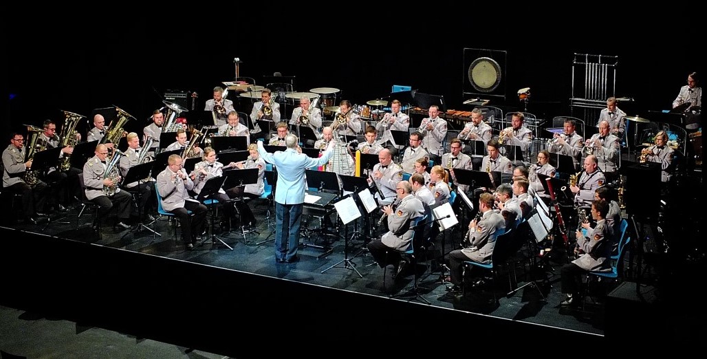 Das Heeresmusikkorps Veitshchheim zu Gast in der neuen Stadthalle