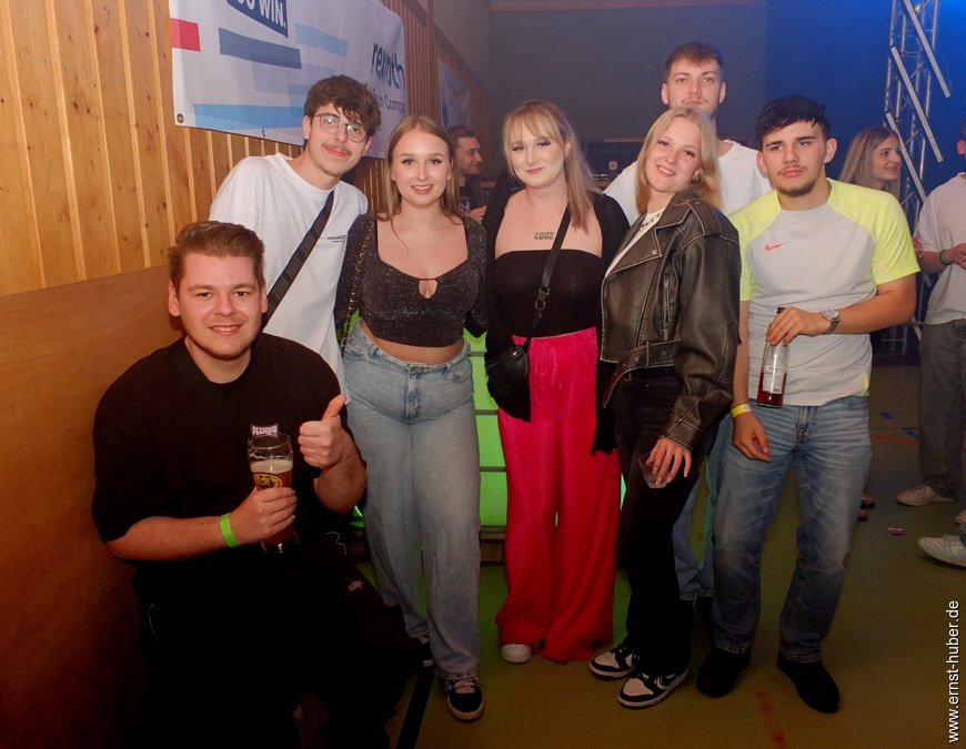 neonparty2025-___002.jpg