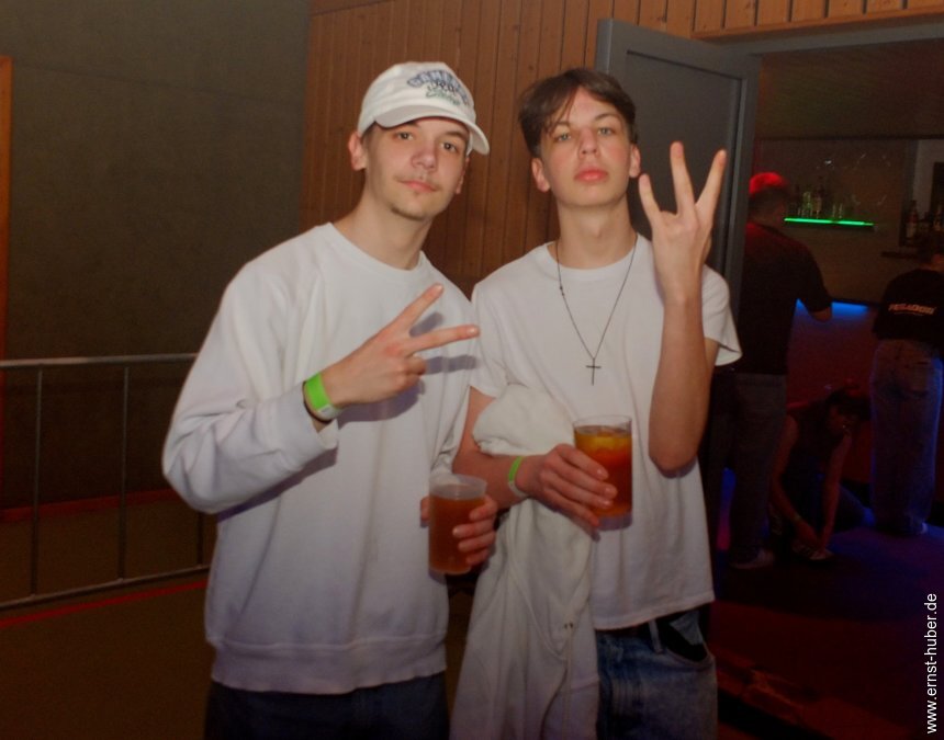 neonparty2025-___018.jpg