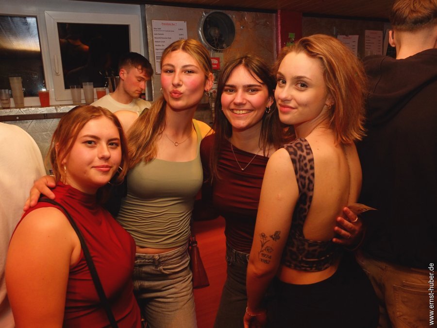 neonparty2025-___099.jpg