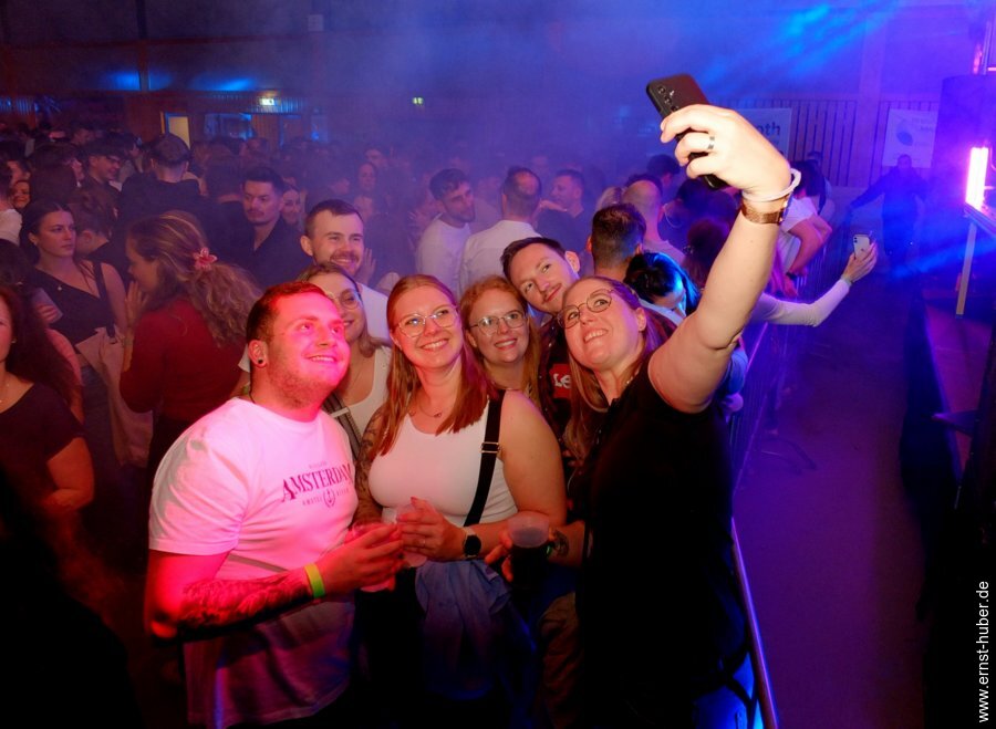 neonparty2025-___117.jpg