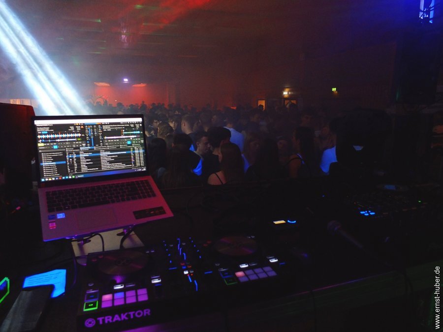 neonparty2025-___142.jpg