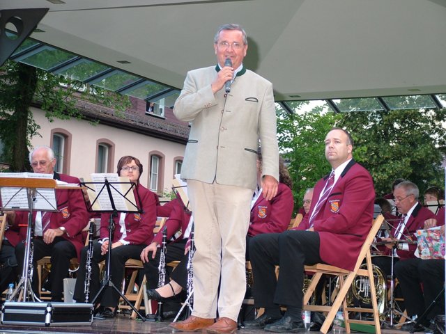 serenade_008.jpg