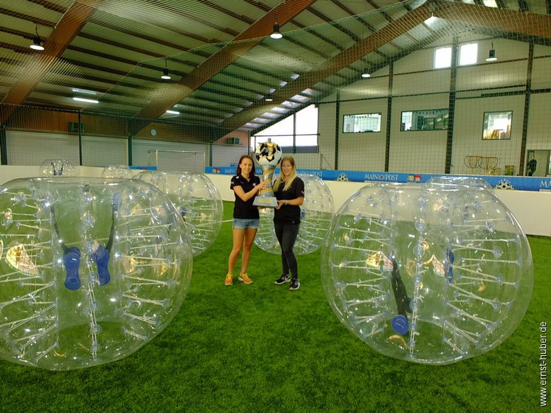 bubblefootball__002.jpg