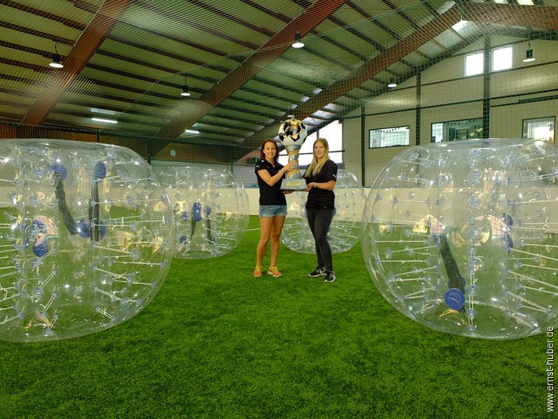 bubblefootball__004.jpg