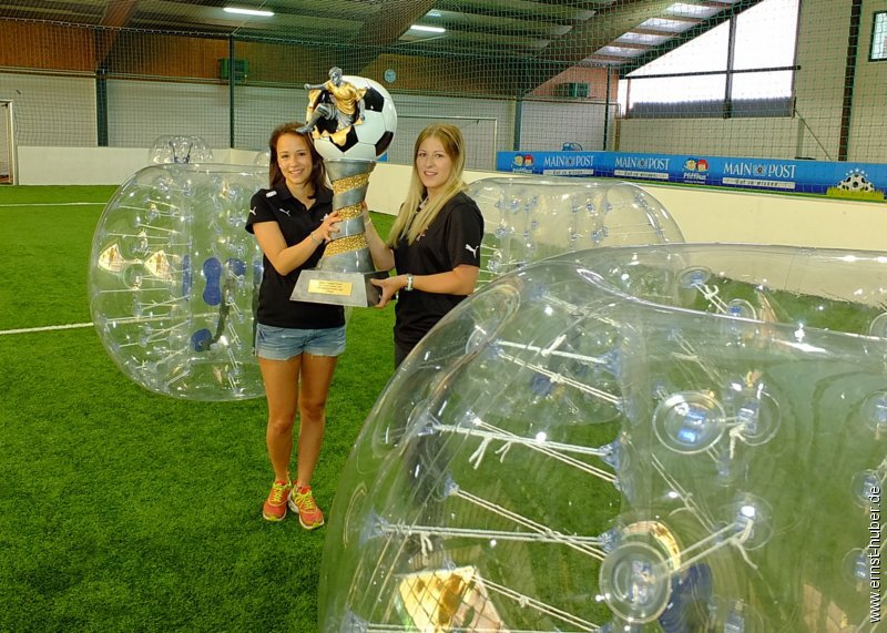 bubblefootball__009.jpg