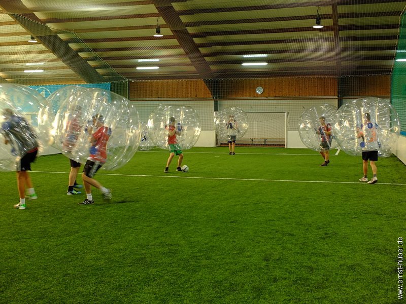 bubblefootball__020.jpg