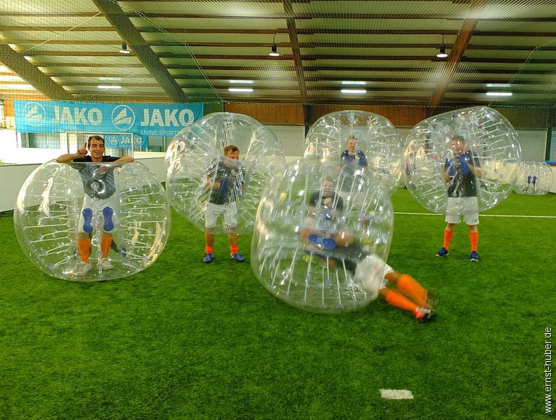 bubblefootball__026.jpg