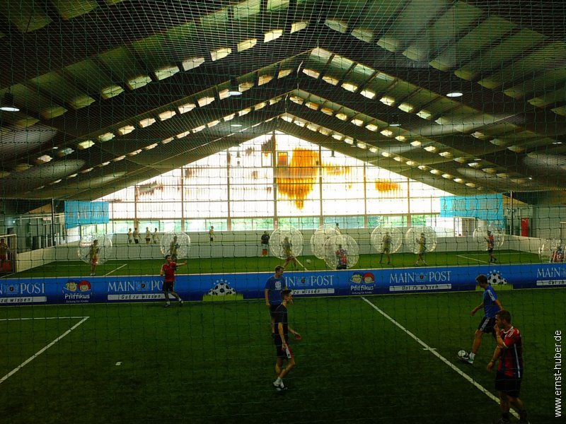 bubblefootball__101.jpg