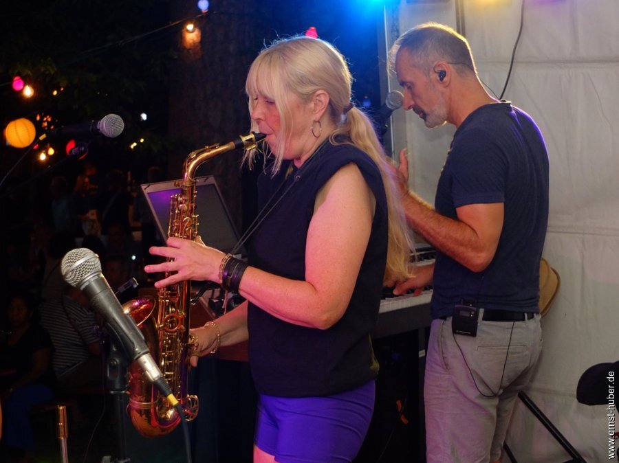 groove_buzzters___025.jpg